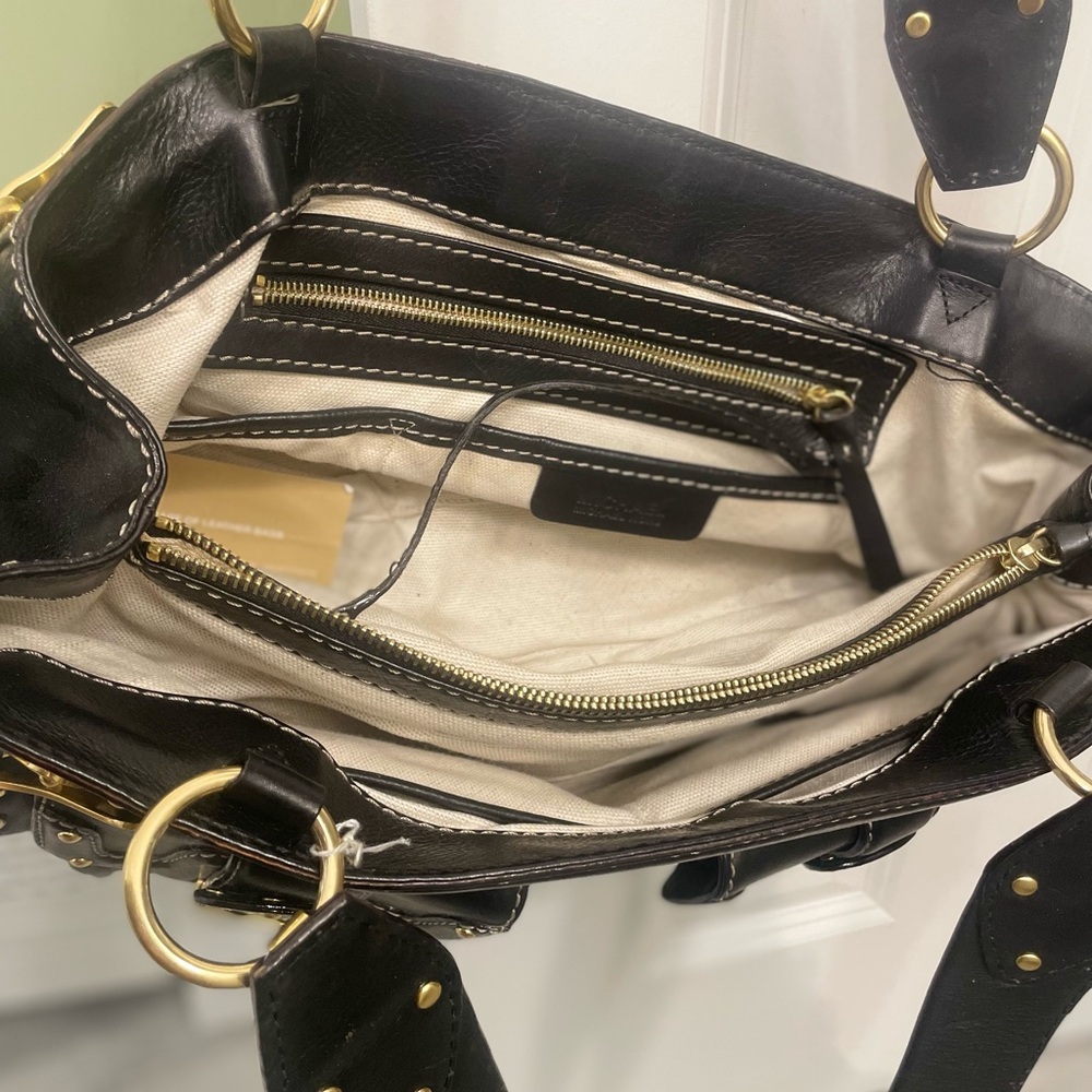 Michael Kors vintage Y2K black leather gold hardware cargo shoulder bag - Picture 2 of 3